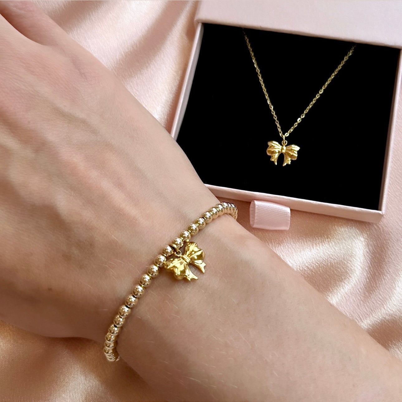 Golden Bow Gift Set
