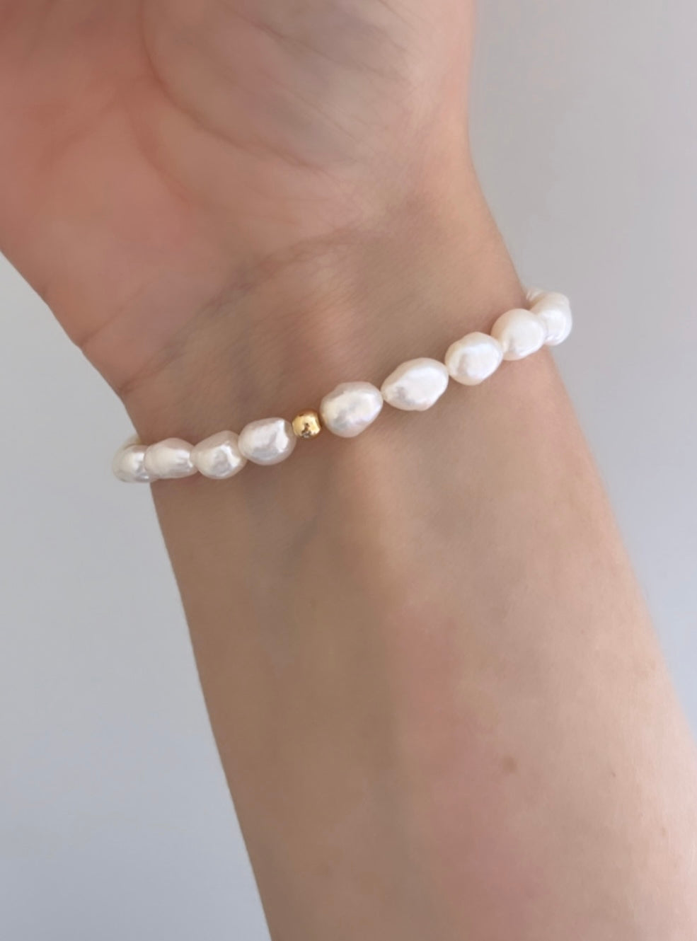 Classic pearl bracelet - Positively Beaded