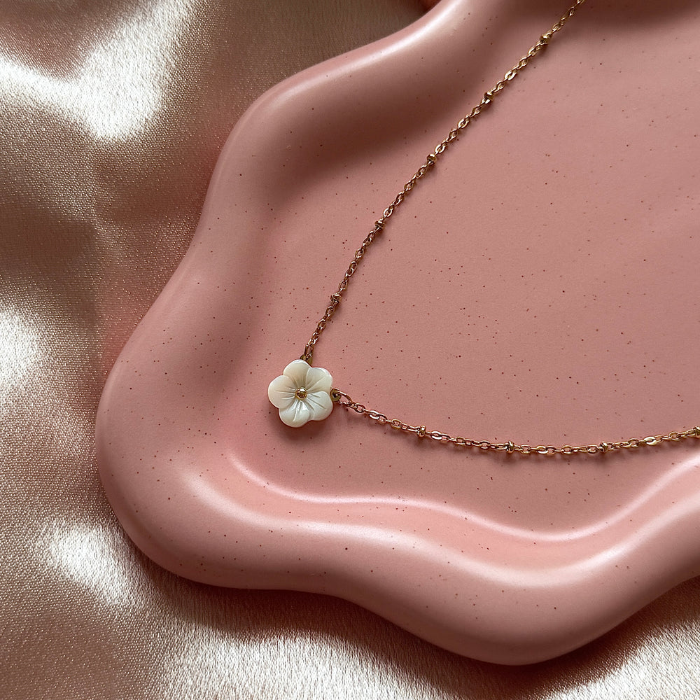 The Calla Floral Necklace - Positively Beaded