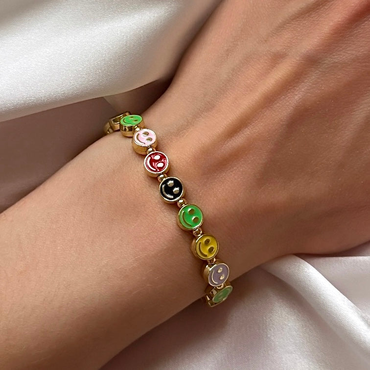 Colour pop smiley bracelet