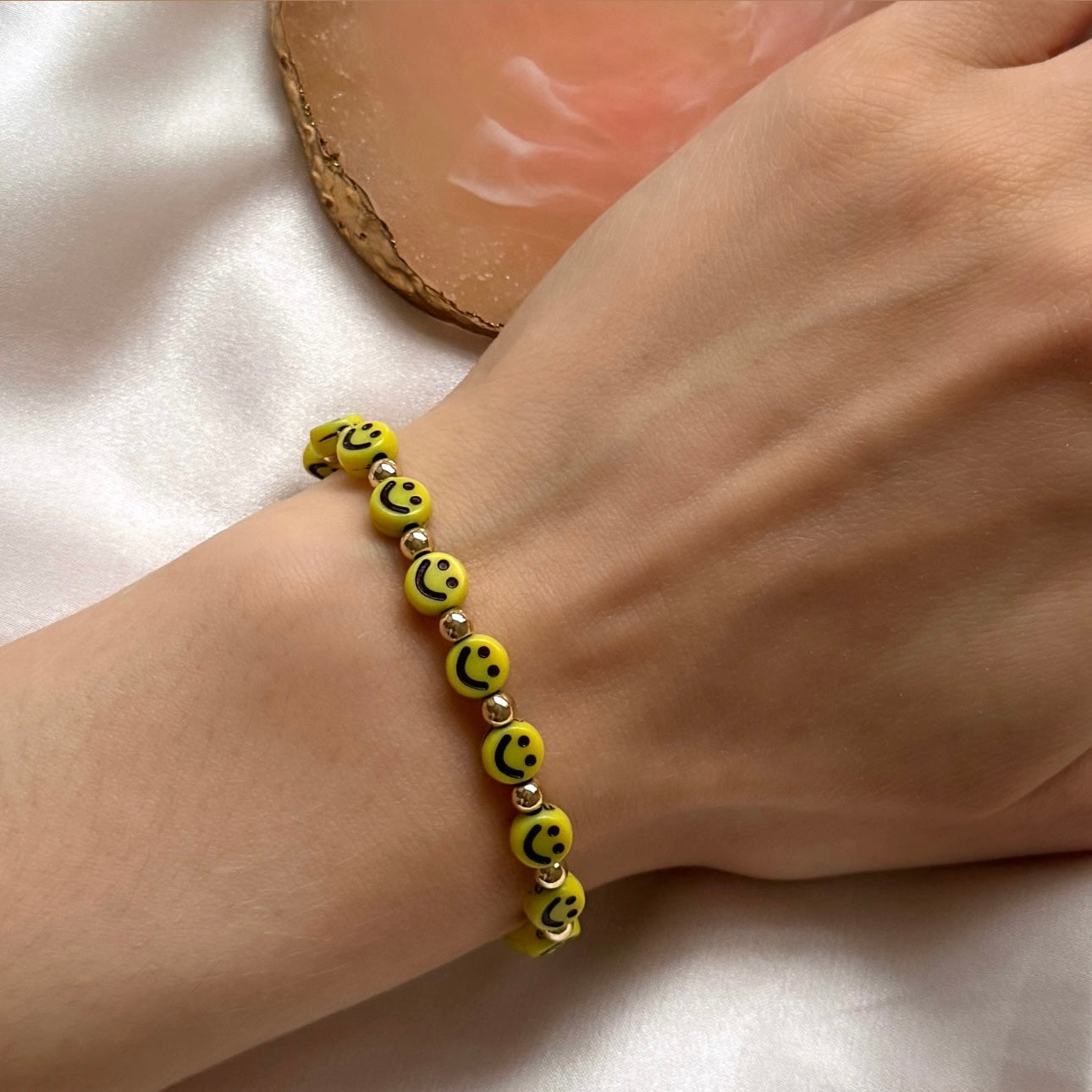 The Be Happy bracelet - gold, rose gold, silver