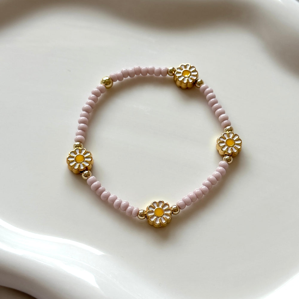 
                      
                        Kids Dainty Daisy Seed Bead Bracelet
                      
                    