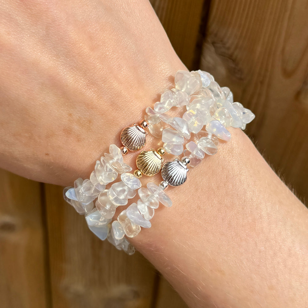 White opalite oyster bead crystal bracelet