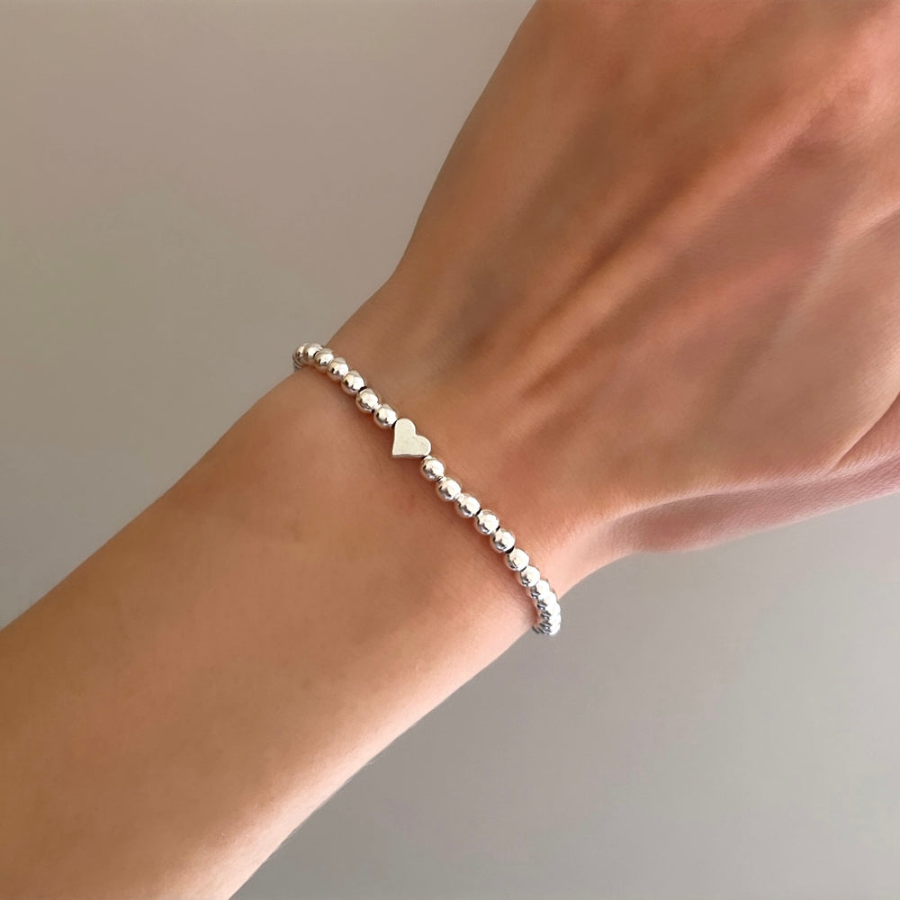 
                      
                        Simple silver heart bracelet
                      
                    