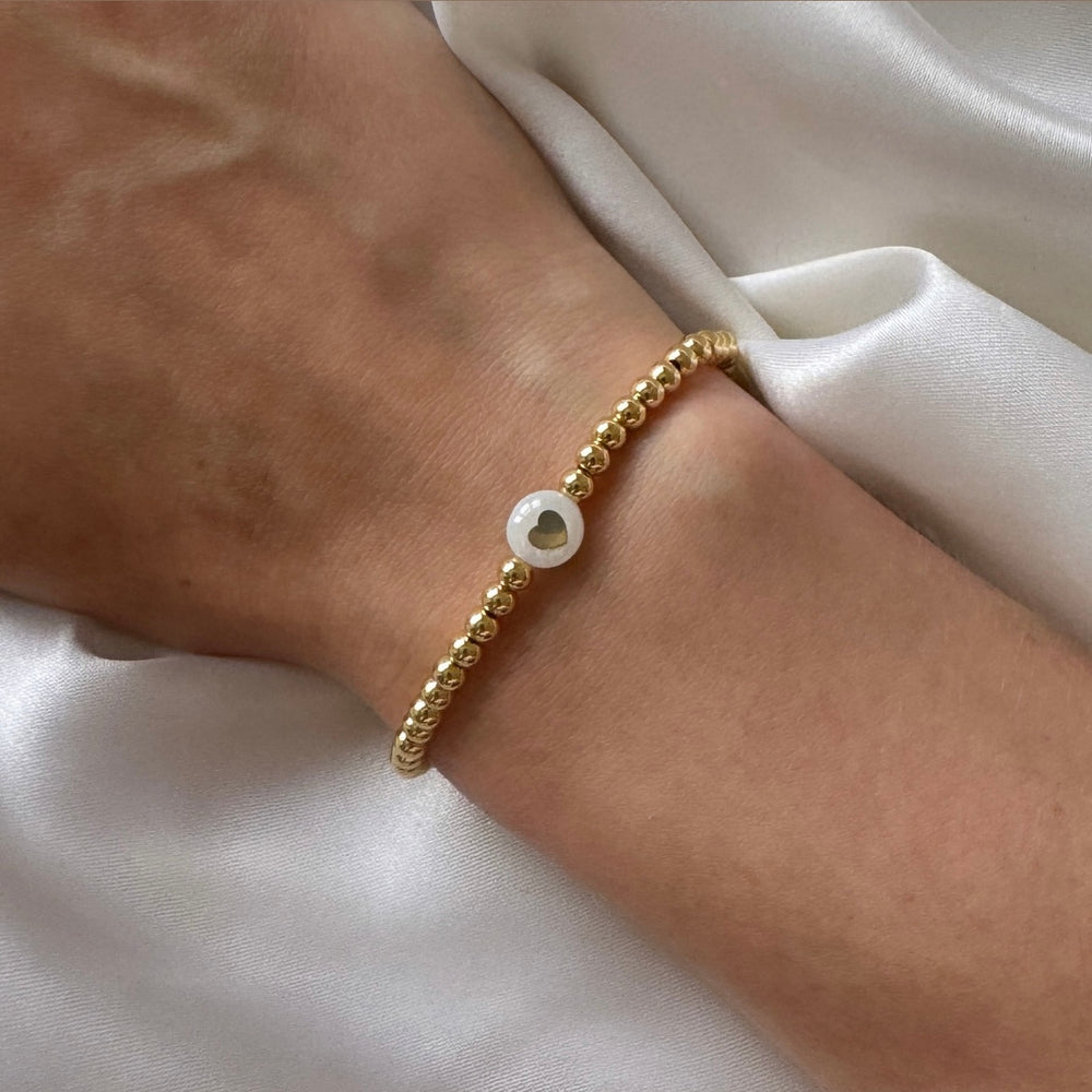 Freshwater pearl gold heart bracelet