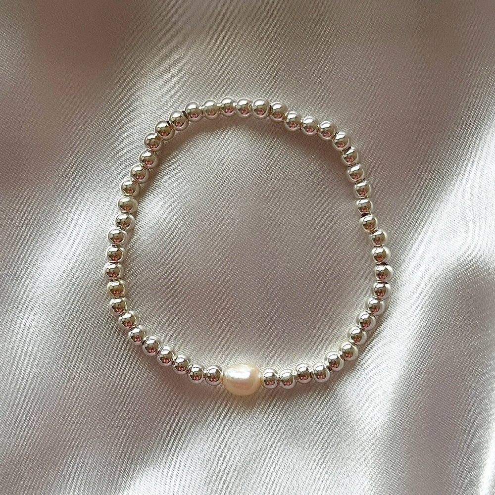 
                      
                        Freshwater pearl sterling silver bracelet - Positively Beaded
                      
                    