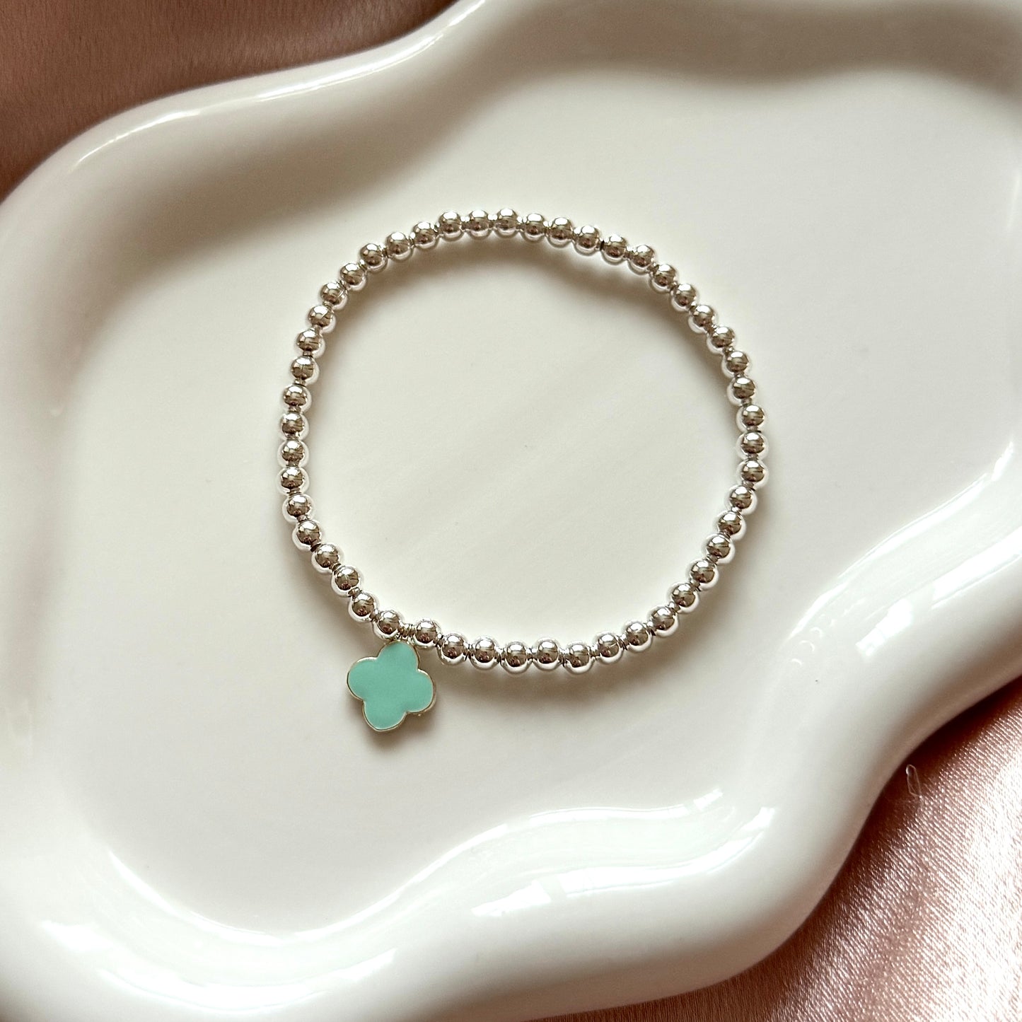 Single Clover Enamel Charm Bracelet