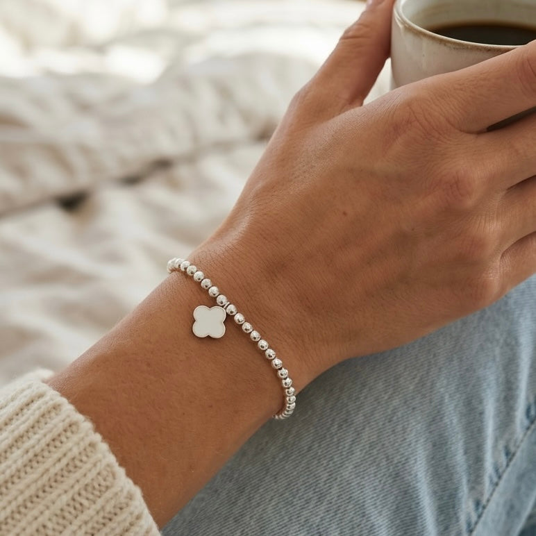 Single Clover Charm Bracelet