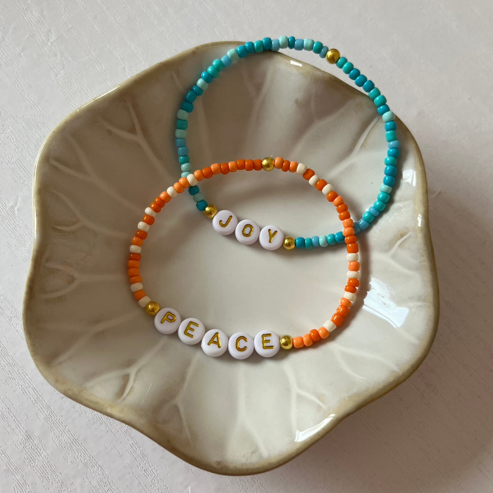 
                      
                        Colour spectrum beaded friendship bracelet
                      
                    