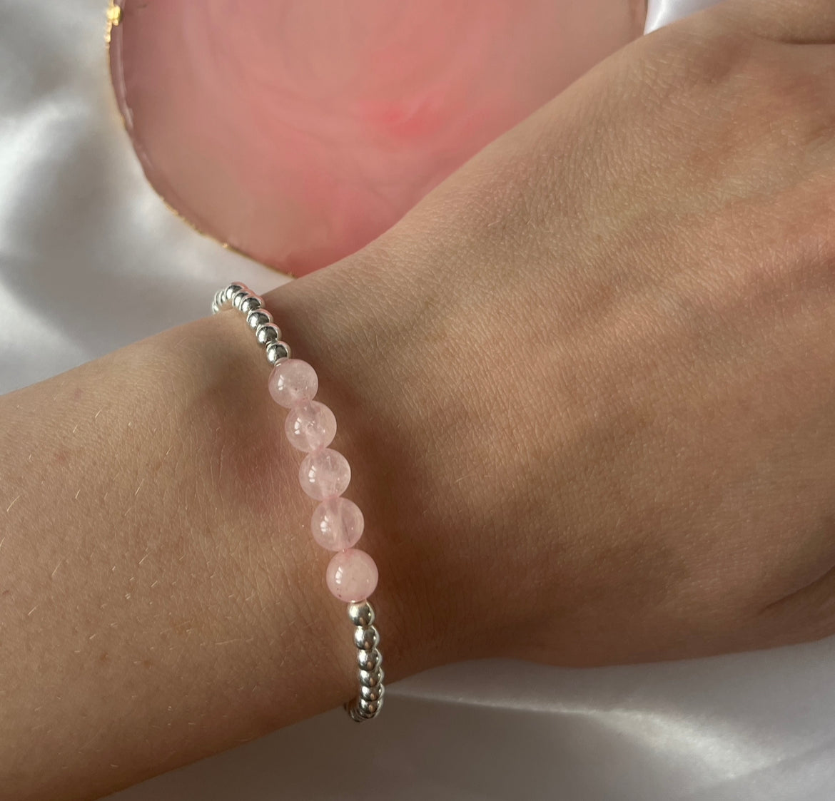 Silver rose quartz beaded bracelet