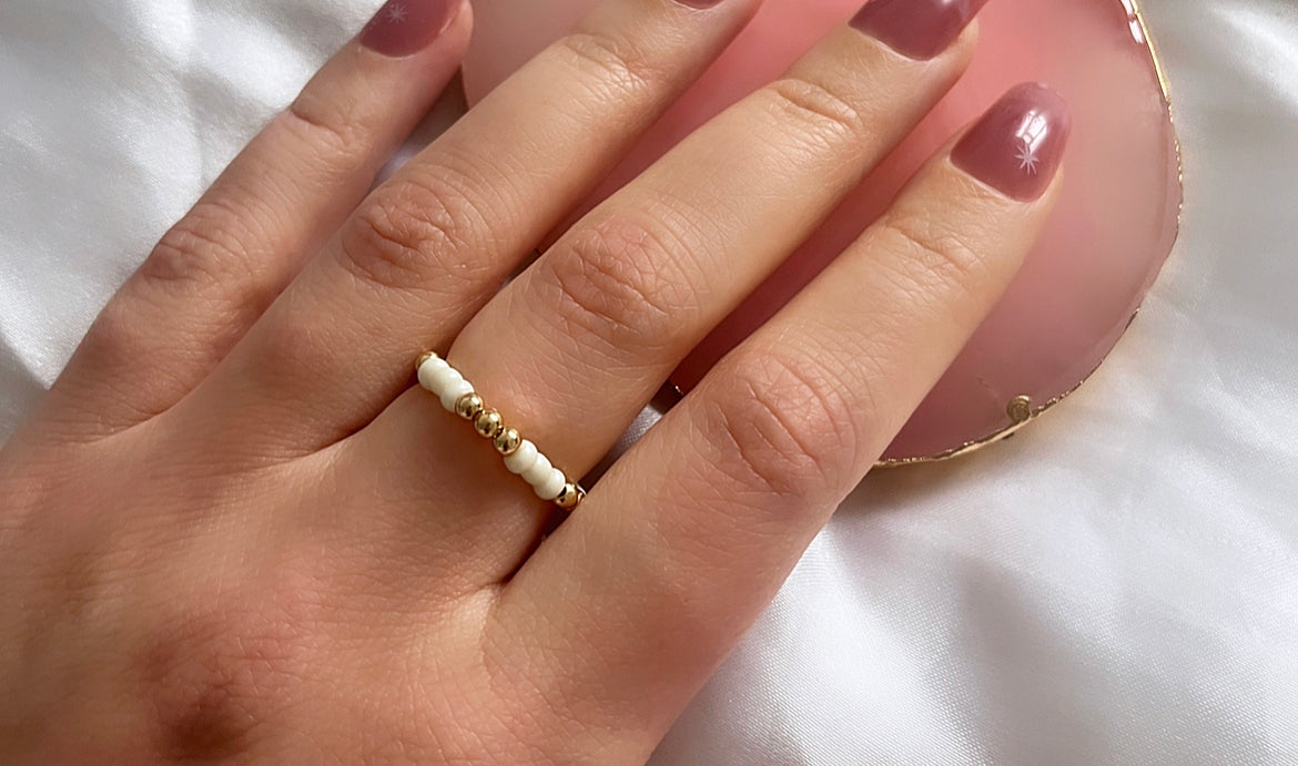 Pearl and gold ring - Positively Beaded