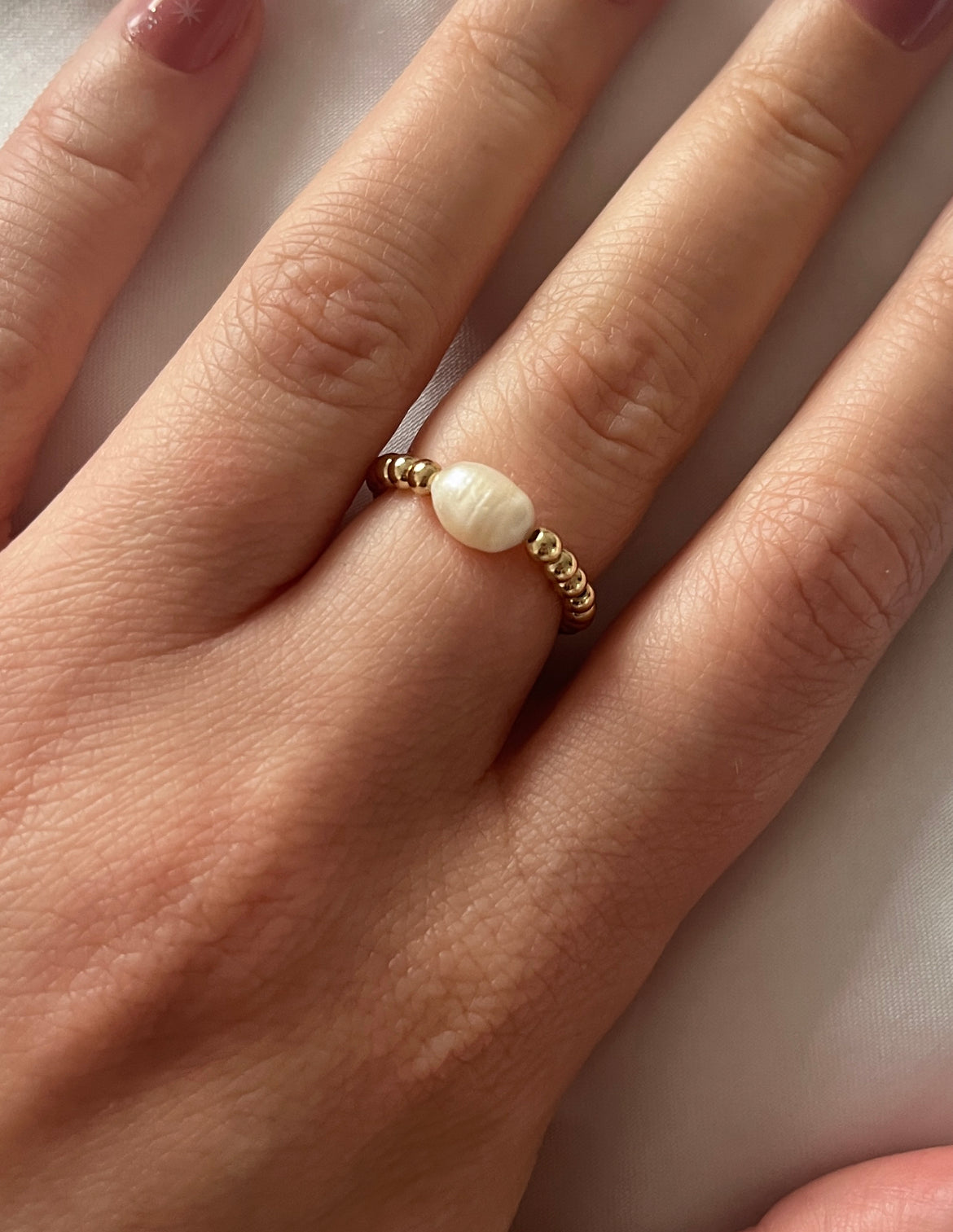 Simple pearl ring - gold - Positively Beaded